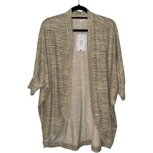 𝐍𝐖𝐓-𝐋𝐔𝐋𝐀𝐑𝐎𝐄 𝐂𝐑𝐄𝐀𝐌 𝐆𝐑𝐀𝐘 𝐎𝐏𝐄𝐍 𝐂𝐀𝐑𝐃𝐈𝐆𝐀𝐍